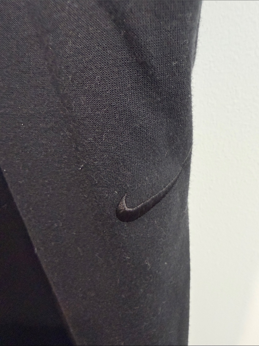 Nike Men’s Black Jogger Pants - Picture 2 of 6